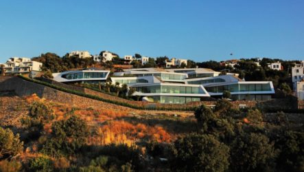 Des cascades de coulées de lave ont inspiré l'architecture moderne : Hebil 157 Houses par Aytaq Architects.