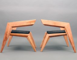 Dans le style du minimalisme avant-gardiste : fauteuil 2R par Sien studio