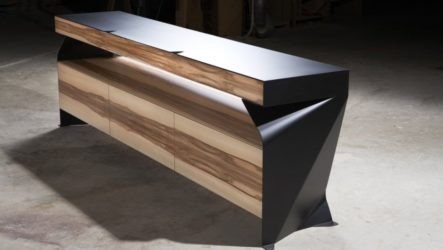 Nightstand C1 Credenza (Altar) na dinisenyo ni Markus Friezl