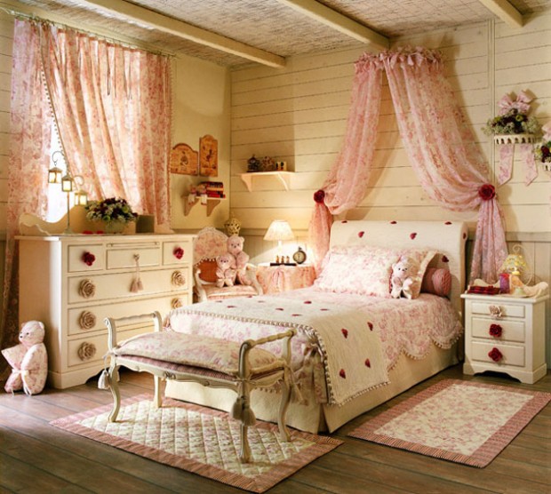 Chambre aux tons roses