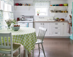 Design d'intérieur et de cuisine en blanc