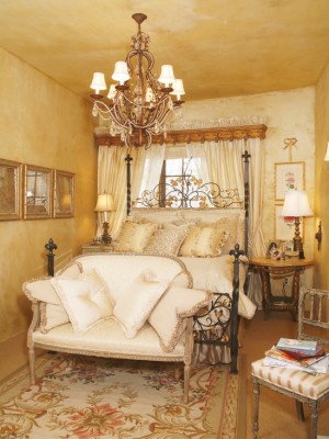 Baroque golden bedroom