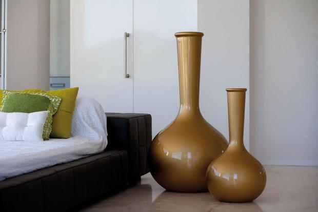 Vases de sol à l'intérieur