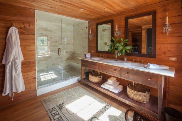 salle de bain dans une maison en bois