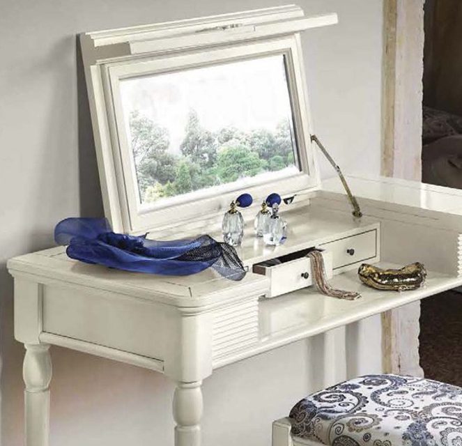 dressing table sa kwarto,