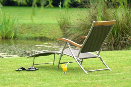 Chaise lounge at deck chair para sa summer cottage