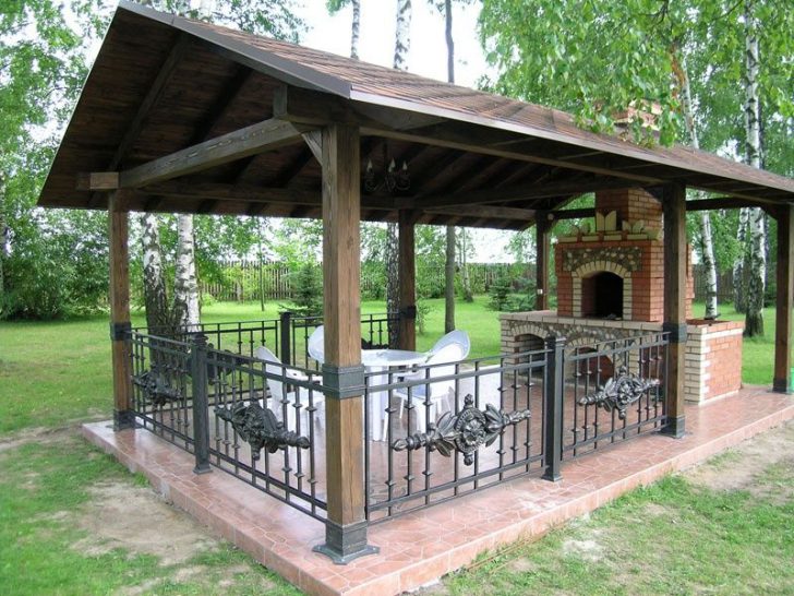 do-it-yourself gazebo na may barbecue