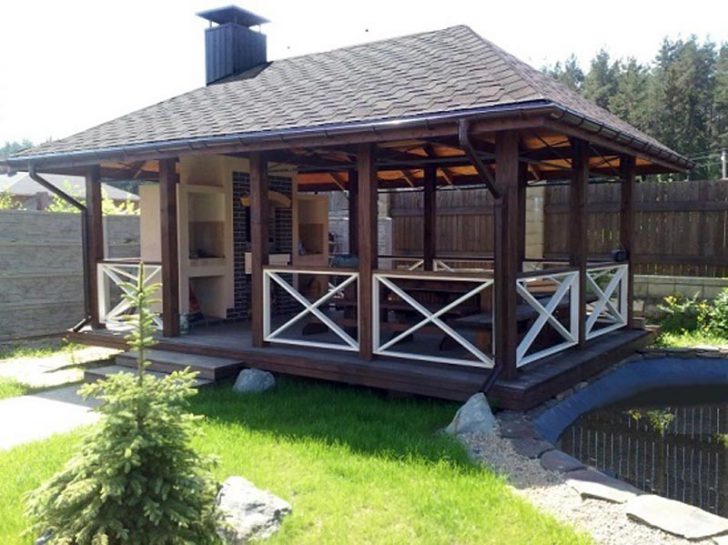 do-it-yourself gazebo na may barbecue