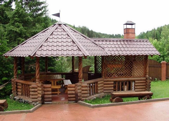 do-it-yourself gazebo na may barbecue