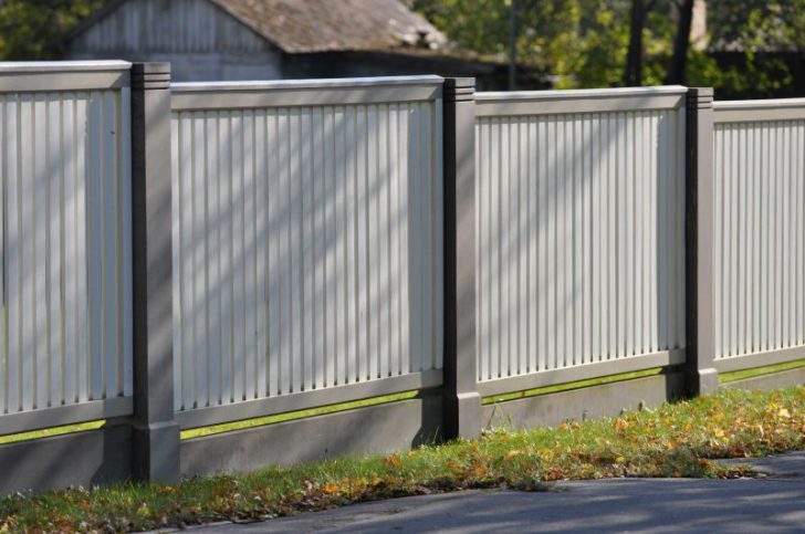 corrugated board fences