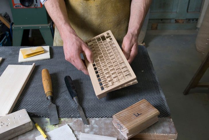 artisanat en bois et contreplaqué pour donner