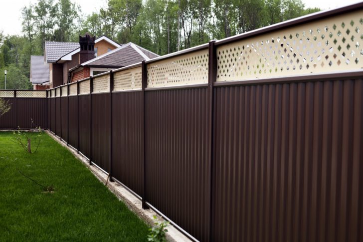 corrugated board fences