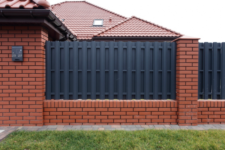 corrugated board fences