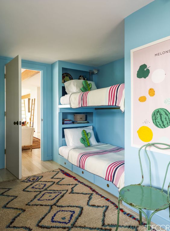 chambres d'enfants avec lits superposés