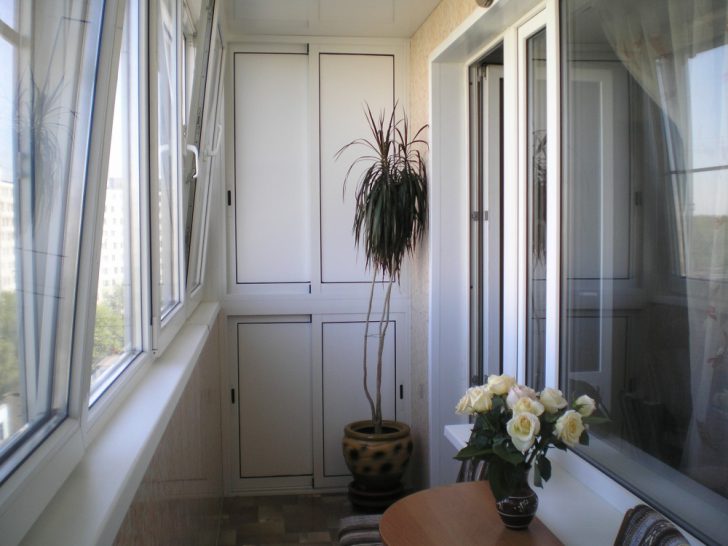 armoire pour balcon