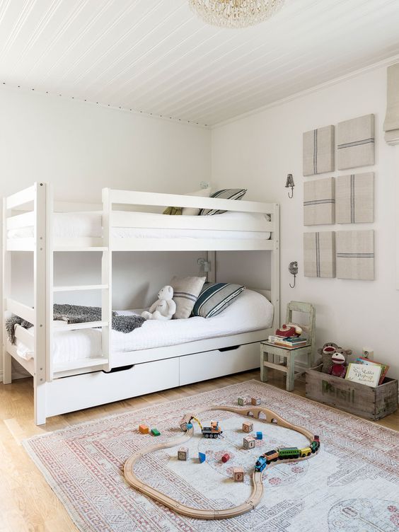 chambres d'enfants avec lits superposés