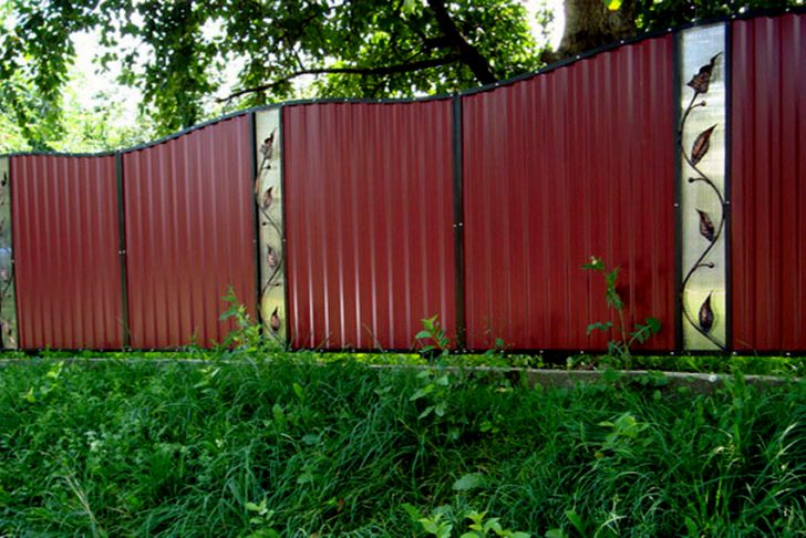 corrugated board fences