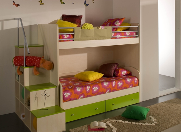 chambres d'enfants avec lits superposés