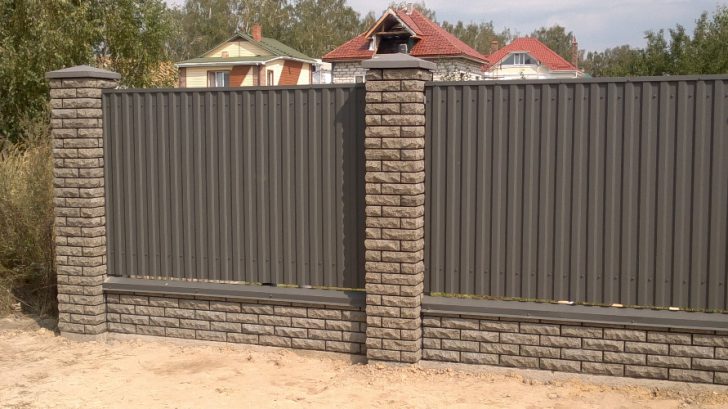 corrugated board fences