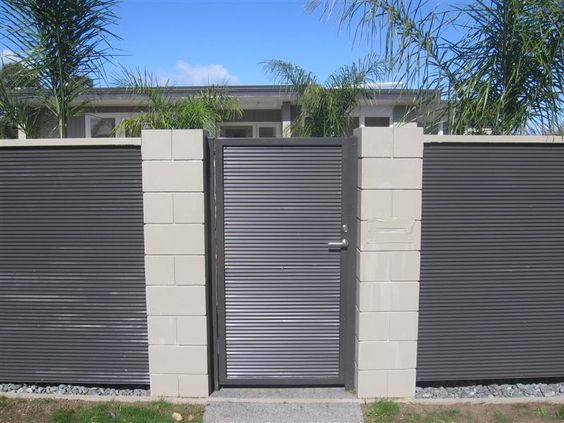 corrugated board fences