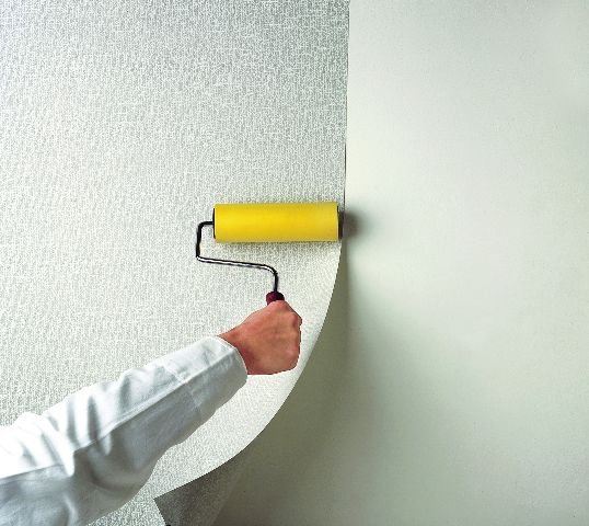 hakbang-hakbang na tutorial sa wallpapering