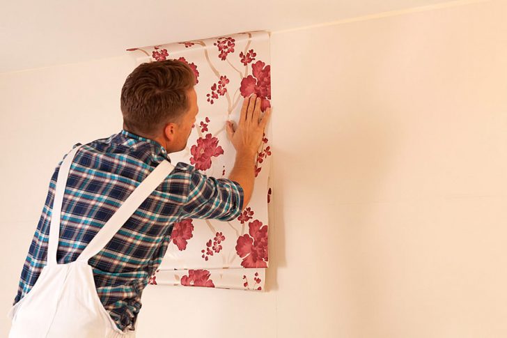 hakbang-hakbang na tutorial sa wallpapering