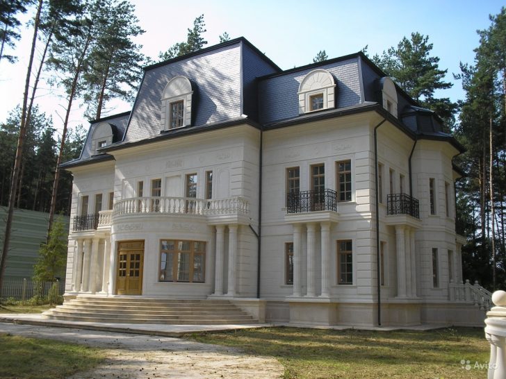 Une maison en brique