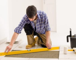 Pose de carrelage dans un appartement ou une maison de vos propres mains