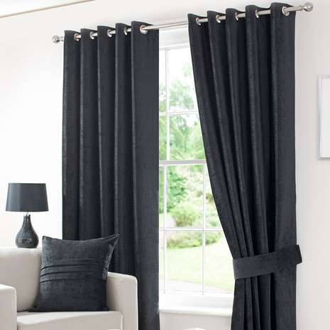 do-it-yourself eyelet curtains