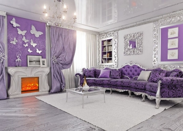 lilac na wallpaper sa interior