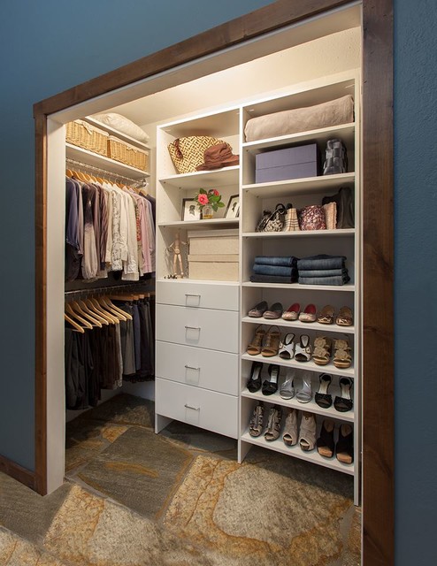 mga disenyo ng wardrobe room