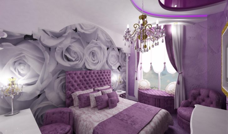 lilac na wallpaper sa interior